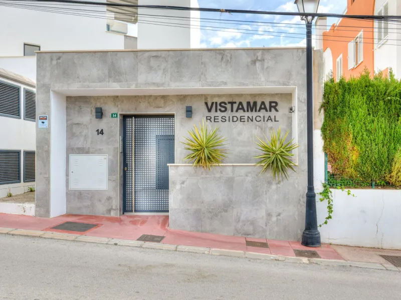 House - Townhouse в продаже в Fuengirola, Málaga. В доме 3 спален и 4 ванных комнат. Площадь дома 214 м²