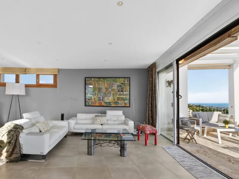 Penthouse with Sea & Mountain Views – Lomas de los Monteros, Marbella