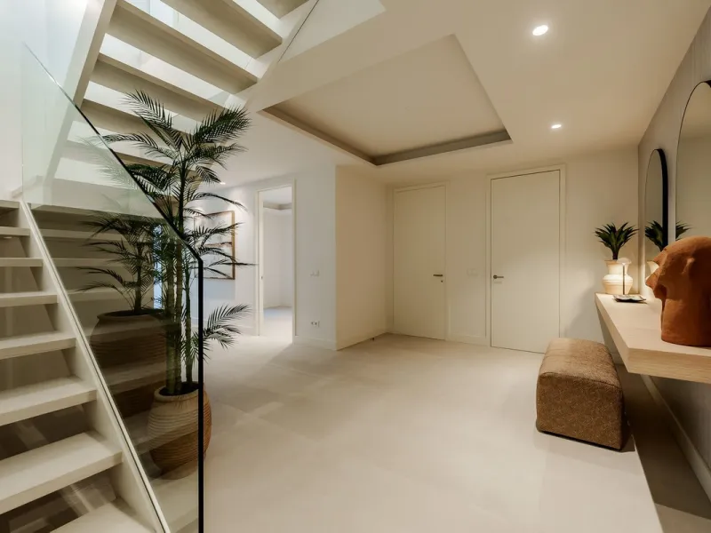 Apartment - Ground Floor Apartment в продаже в Marbella, Málaga. В доме 4 спален и 4 ванных комнат. Площадь дома 417 м². Площадь участка 157 м²