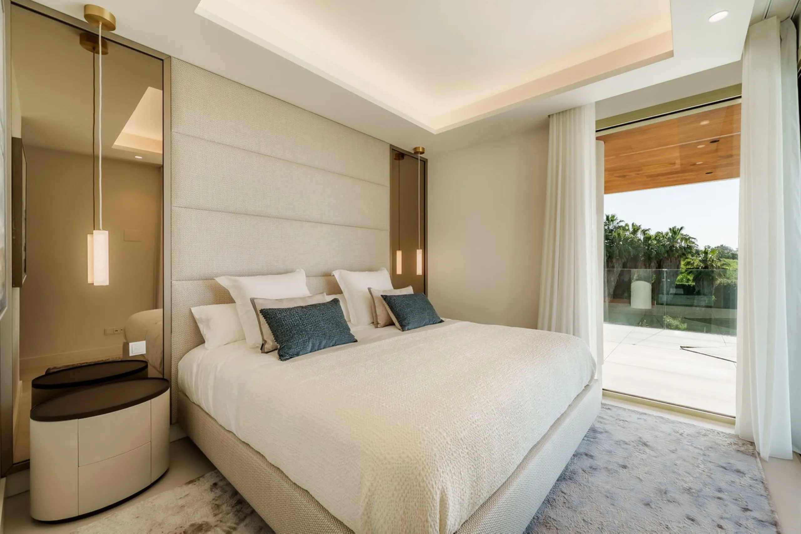 Apartment - Ground Floor Apartment в продаже в Marbella, Málaga. В доме 4 спален и 4 ванных комнат. Площадь дома 417 м². Площадь участка 157 м²