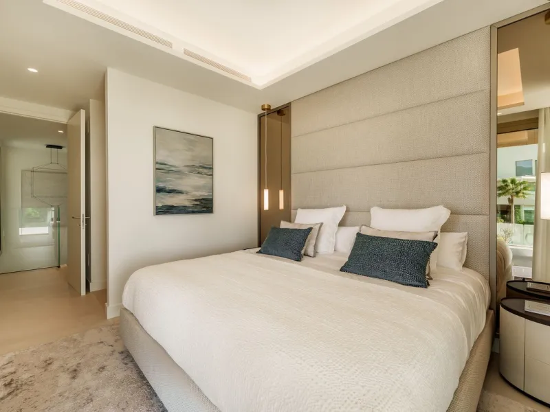 Apartment - Ground Floor Apartment в продаже в Marbella, Málaga. В доме 4 спален и 4 ванных комнат. Площадь дома 417 м². Площадь участка 157 м²