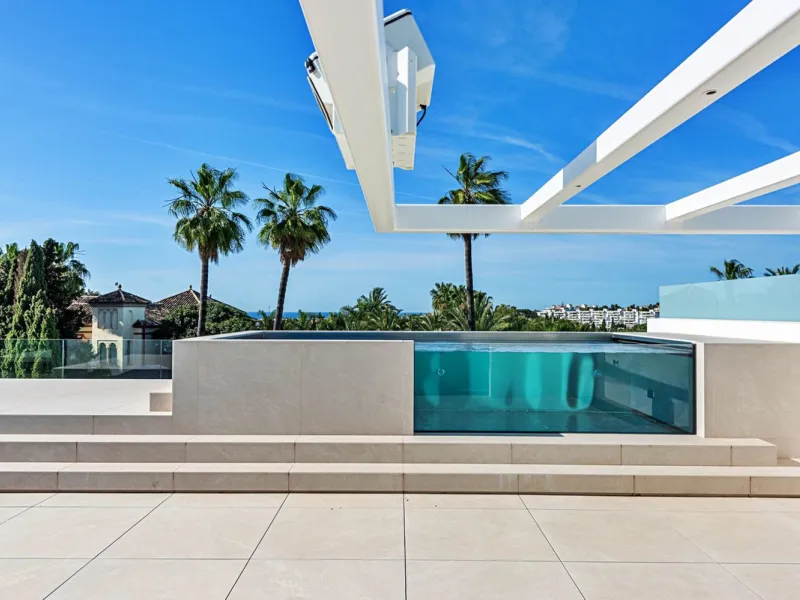 Exclusive Modern Villa on Marbella's Golden Mile.
