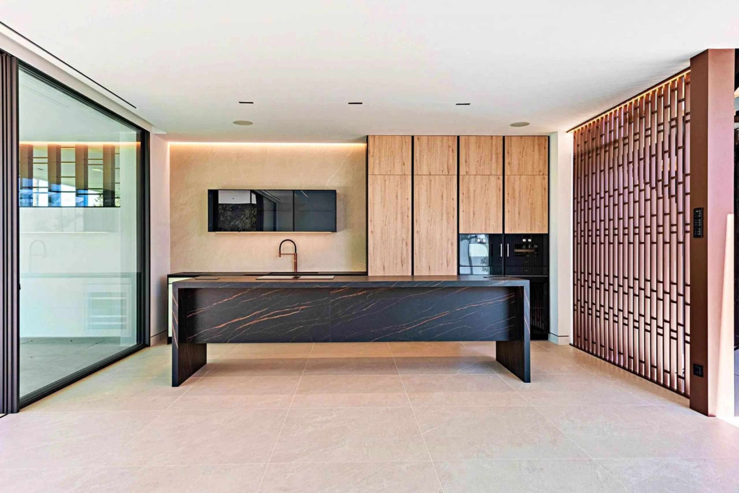 Exclusive Modern Villa on Marbella's Golden Mile.