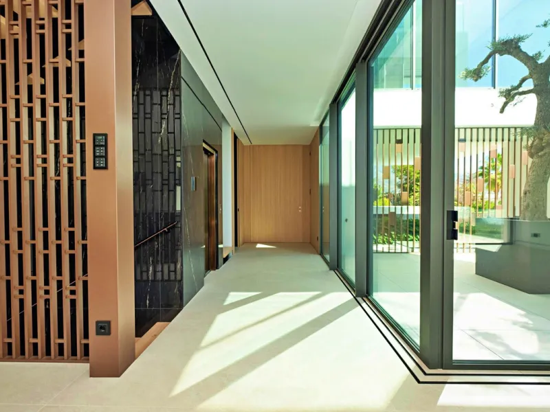 Exclusive Modern Villa on Marbella's Golden Mile.