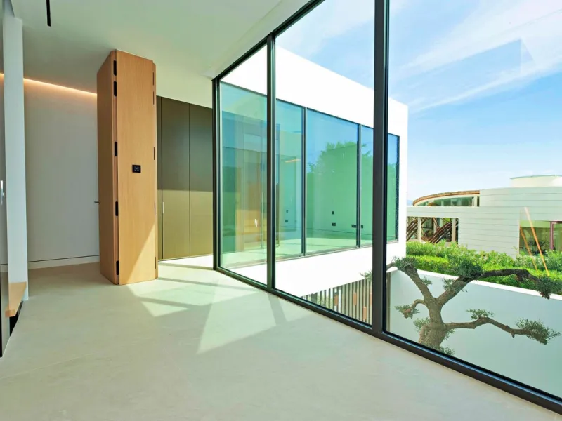 Exclusive Modern Villa on Marbella's Golden Mile.