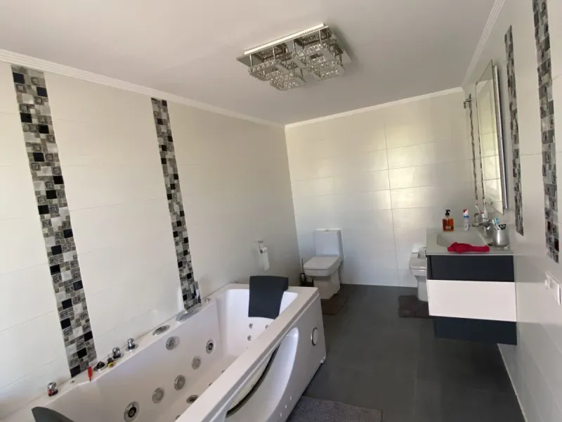 Absolutely Stunning Villa in Cerros de Aguila on a large 897sqm plot with stunning panoramic views of Mijas Pueblo and surrounding countryside. The house is surrounded by plenty of outside spaces for quality outside living.