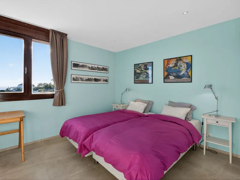 Penthouse with Sea & Mountain Views – Lomas de los Monteros, Marbella