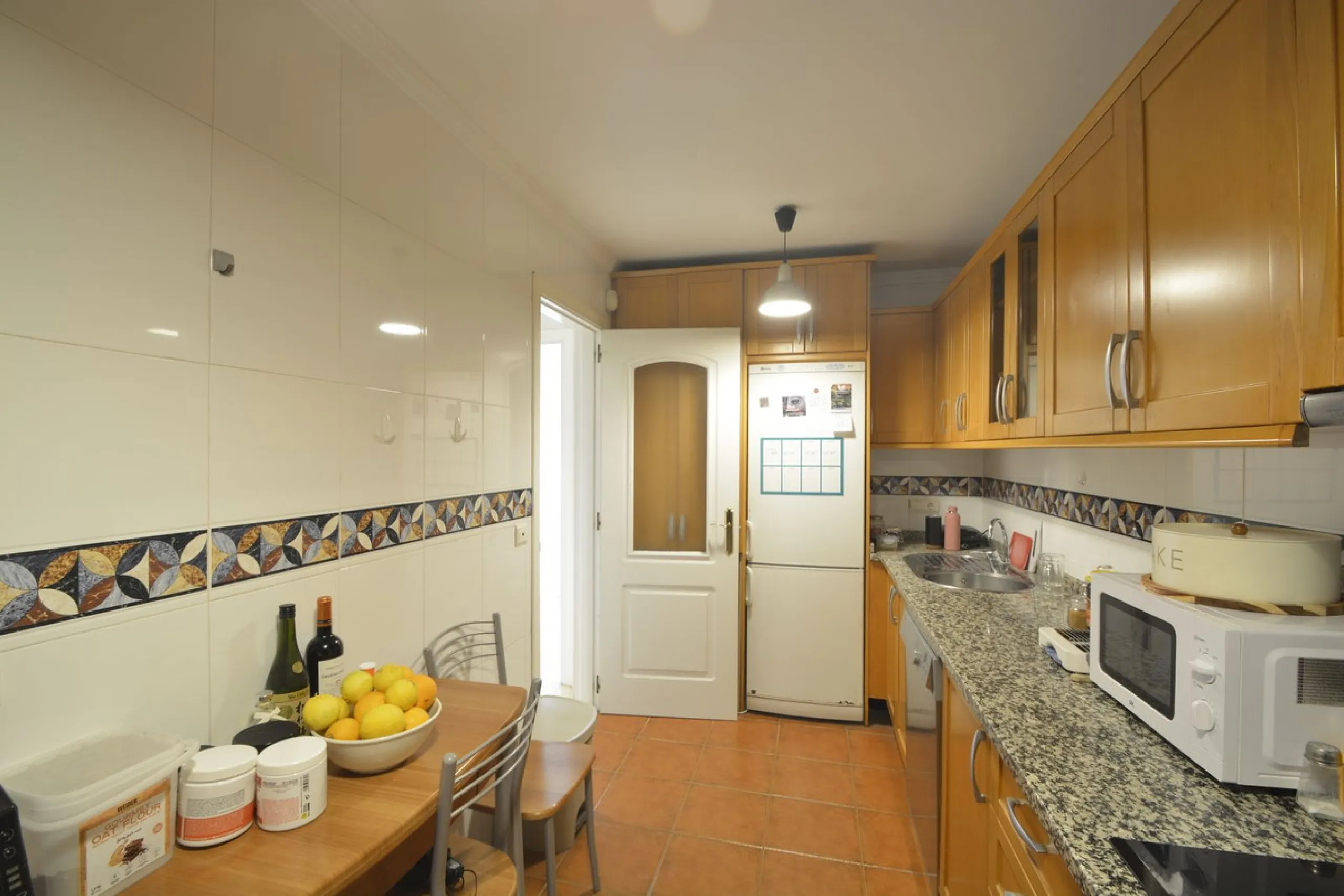 Apartment - Ground Floor Apartment в продаже в Marbella, Málaga. В доме 2 спален и 2 ванных комнат. Площадь дома 84 м²