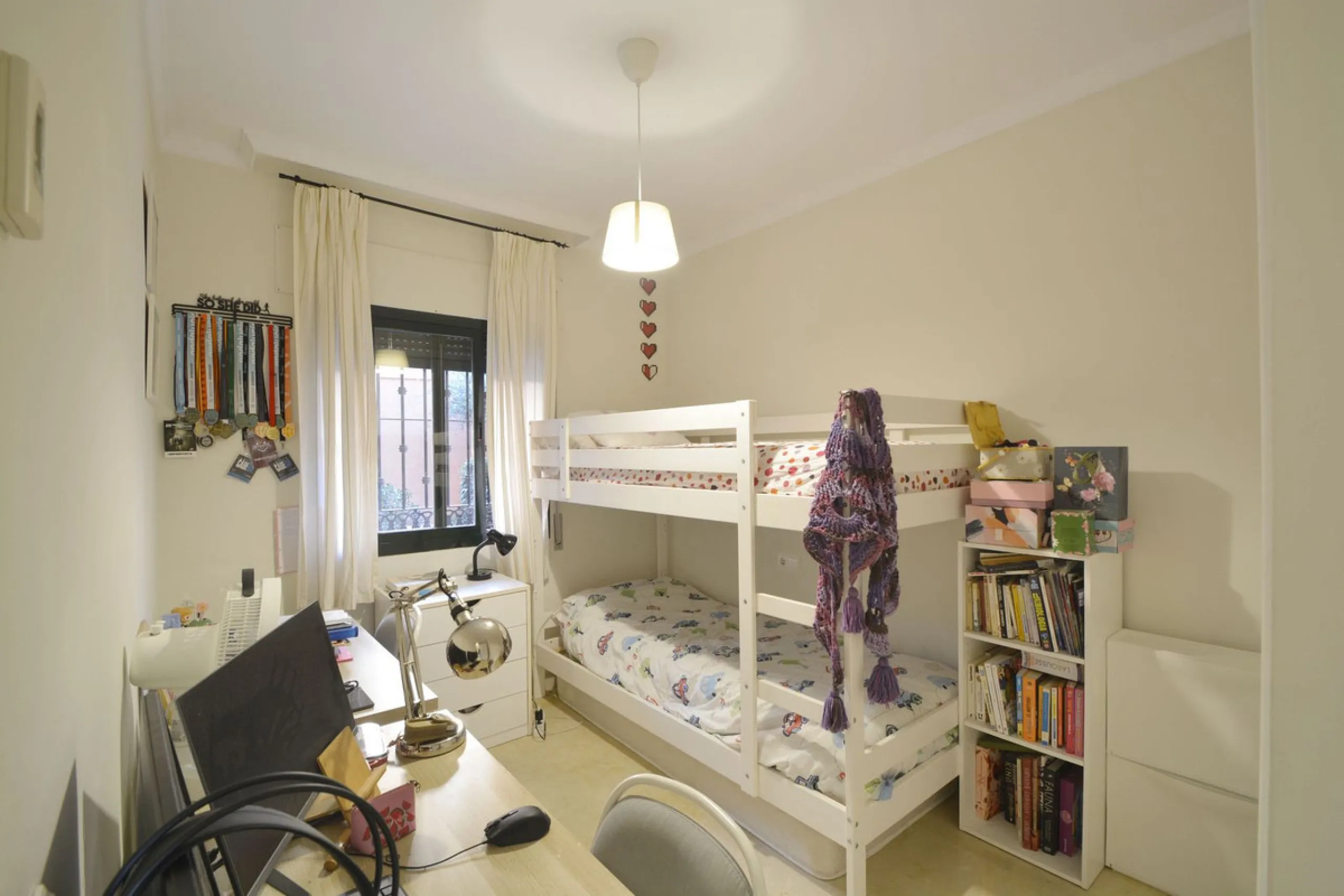 Apartment - Ground Floor Apartment в продаже в Marbella, Málaga. В доме 2 спален и 2 ванных комнат. Площадь дома 84 м²