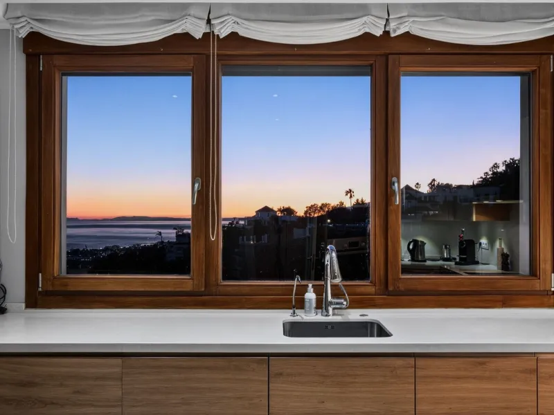 Penthouse with Sea & Mountain Views – Lomas de los Monteros, Marbella