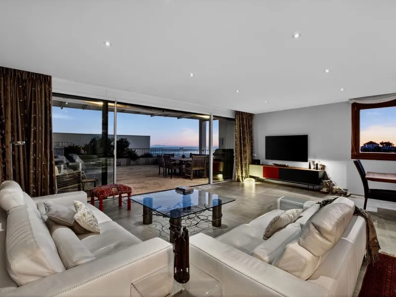 Penthouse with Sea & Mountain Views – Lomas de los Monteros, Marbella