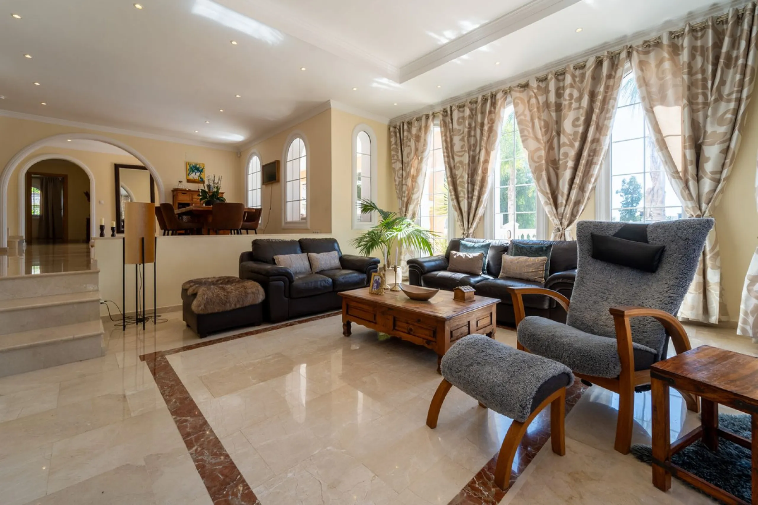 Stunning Villa for sale in Campo Mijas, within easy driving distance of all amenities.
