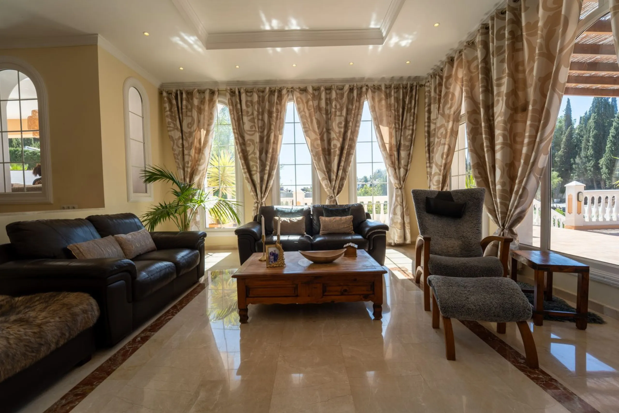 Stunning Villa for sale in Campo Mijas, within easy driving distance of all amenities.