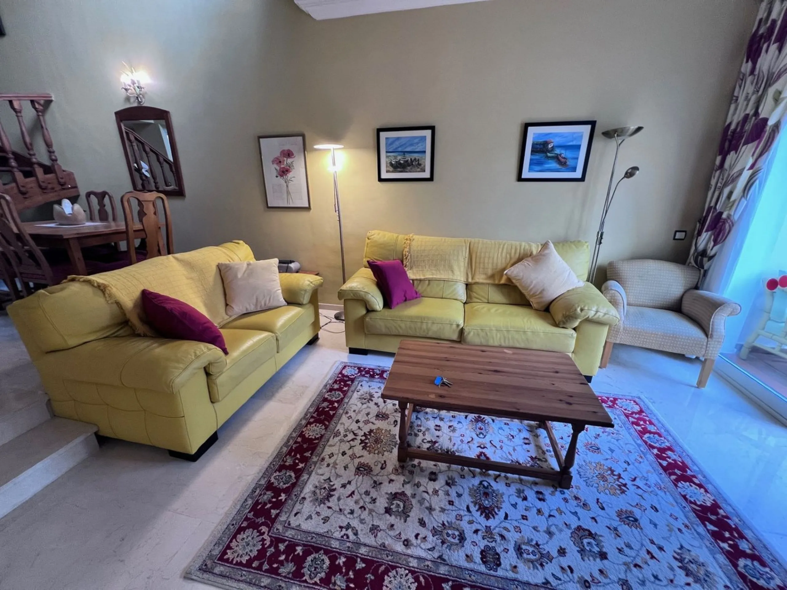 Apartment - Penthouse Duplex в продаже в Marbella, Málaga. В доме 3 спален и 3 ванных комнат. Площадь дома 126 м²