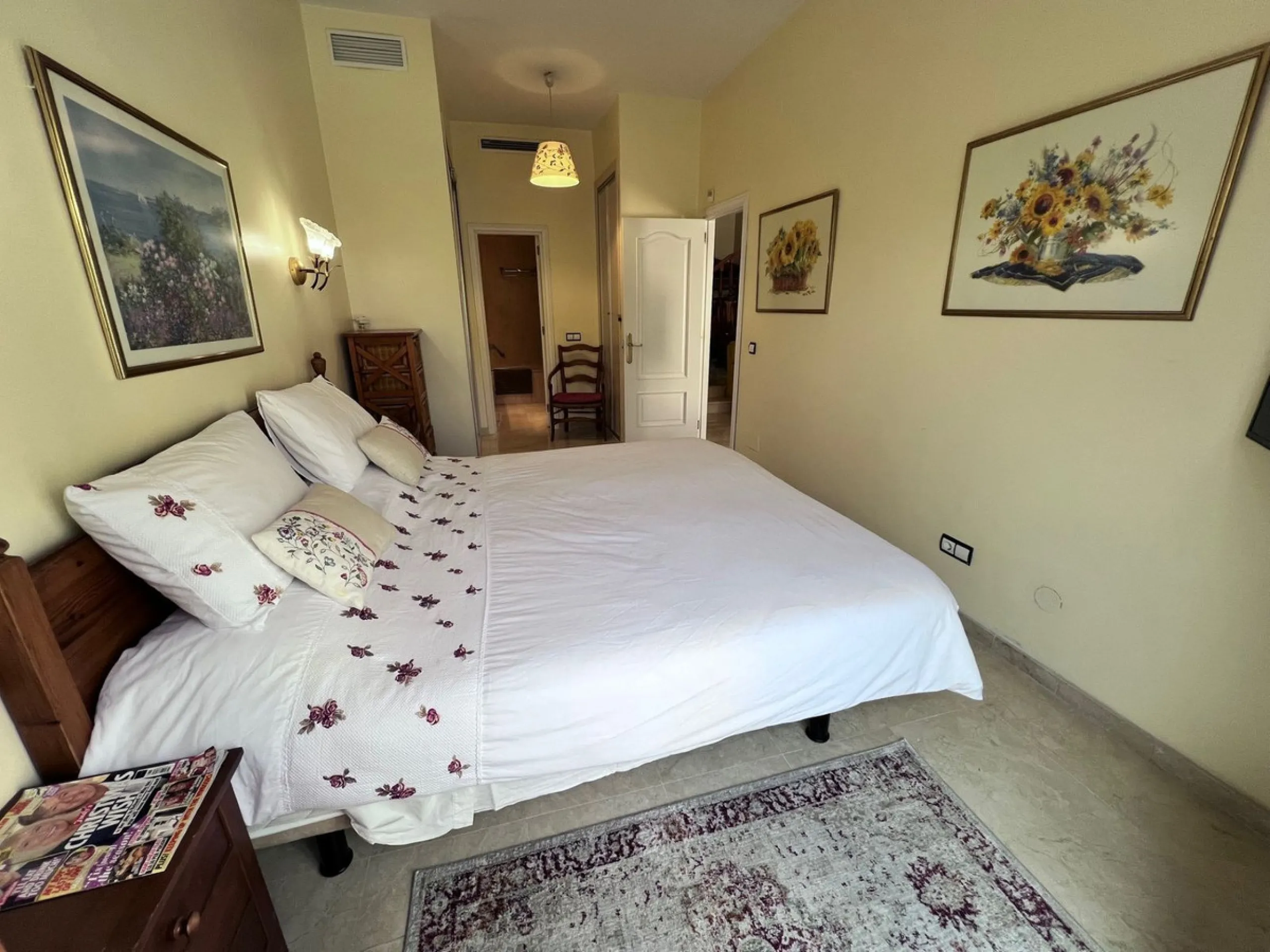 Apartment - Penthouse Duplex в продаже в Marbella, Málaga. В доме 3 спален и 3 ванных комнат. Площадь дома 126 м²