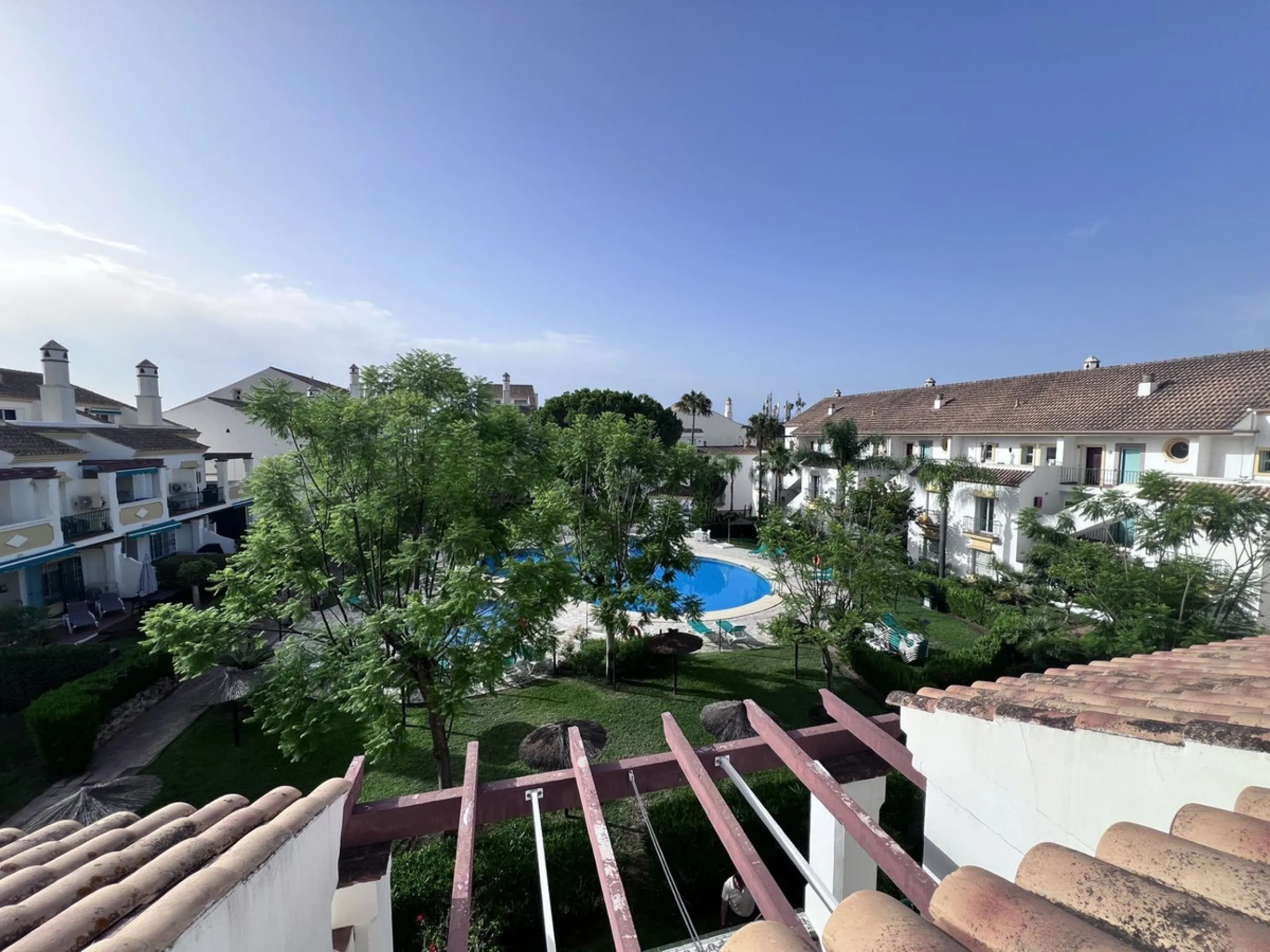 Apartment - Penthouse Duplex в продаже в Marbella, Málaga. В доме 3 спален и 3 ванных комнат. Площадь дома 126 м²