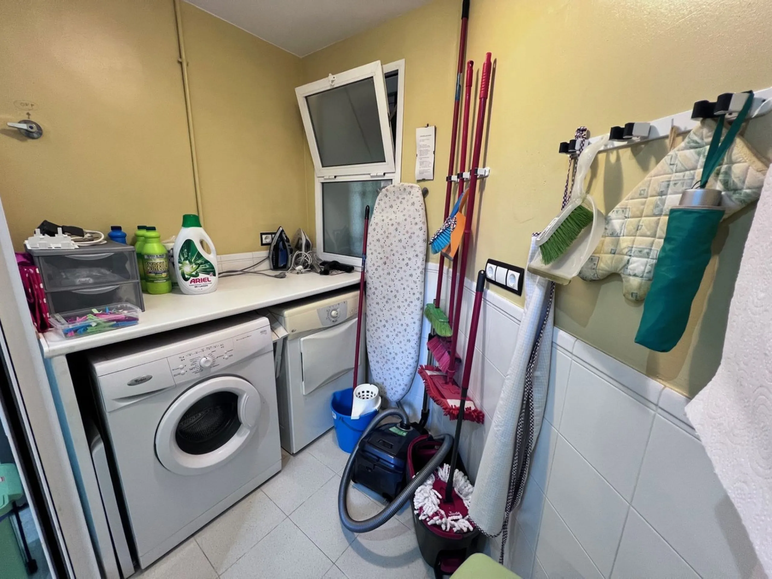 Apartment - Penthouse Duplex в продаже в Marbella, Málaga. В доме 3 спален и 3 ванных комнат. Площадь дома 126 м²