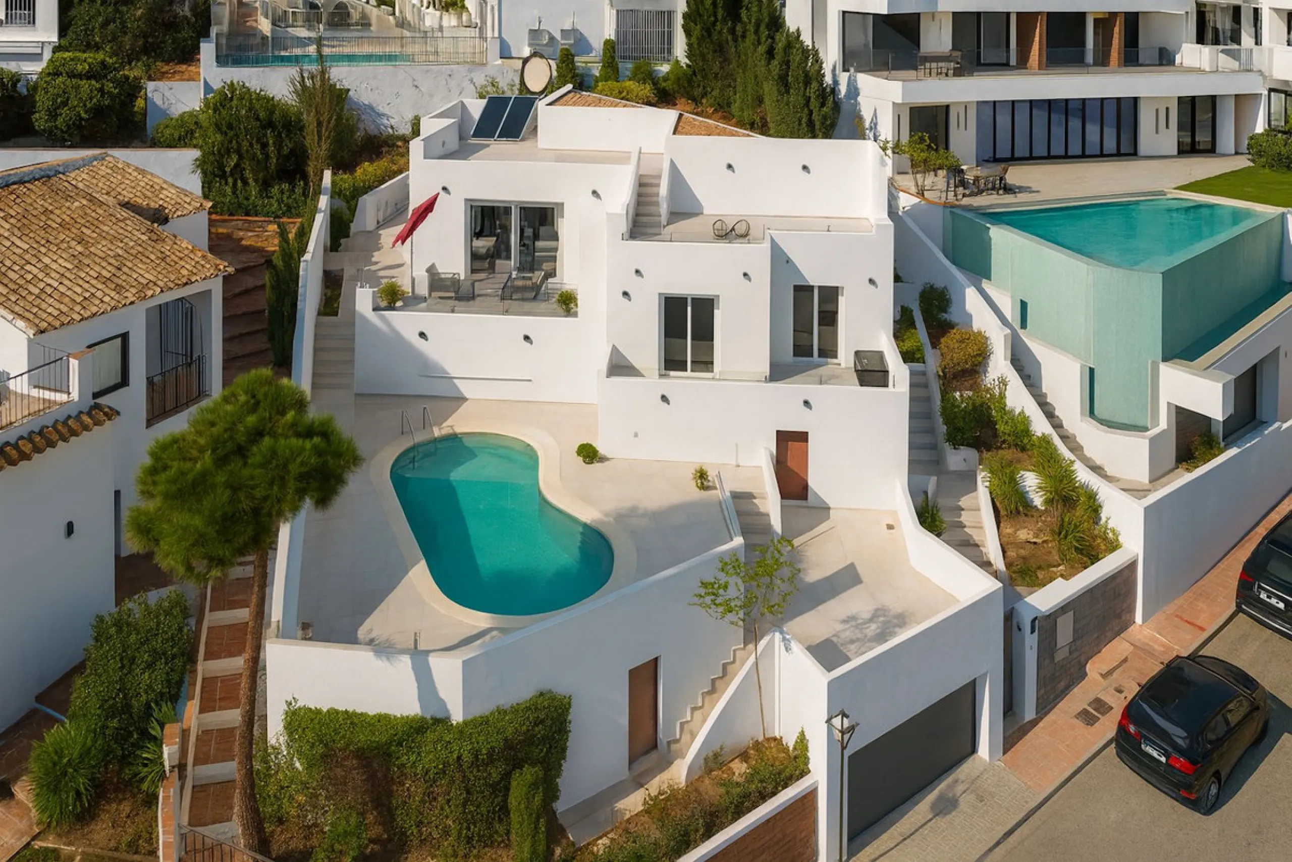 House - Detached Villa в продаже в Mijas, Málaga. В доме 3 спален и 3 ванных комнат. Площадь дома 182 м². Площадь участка 222 м²