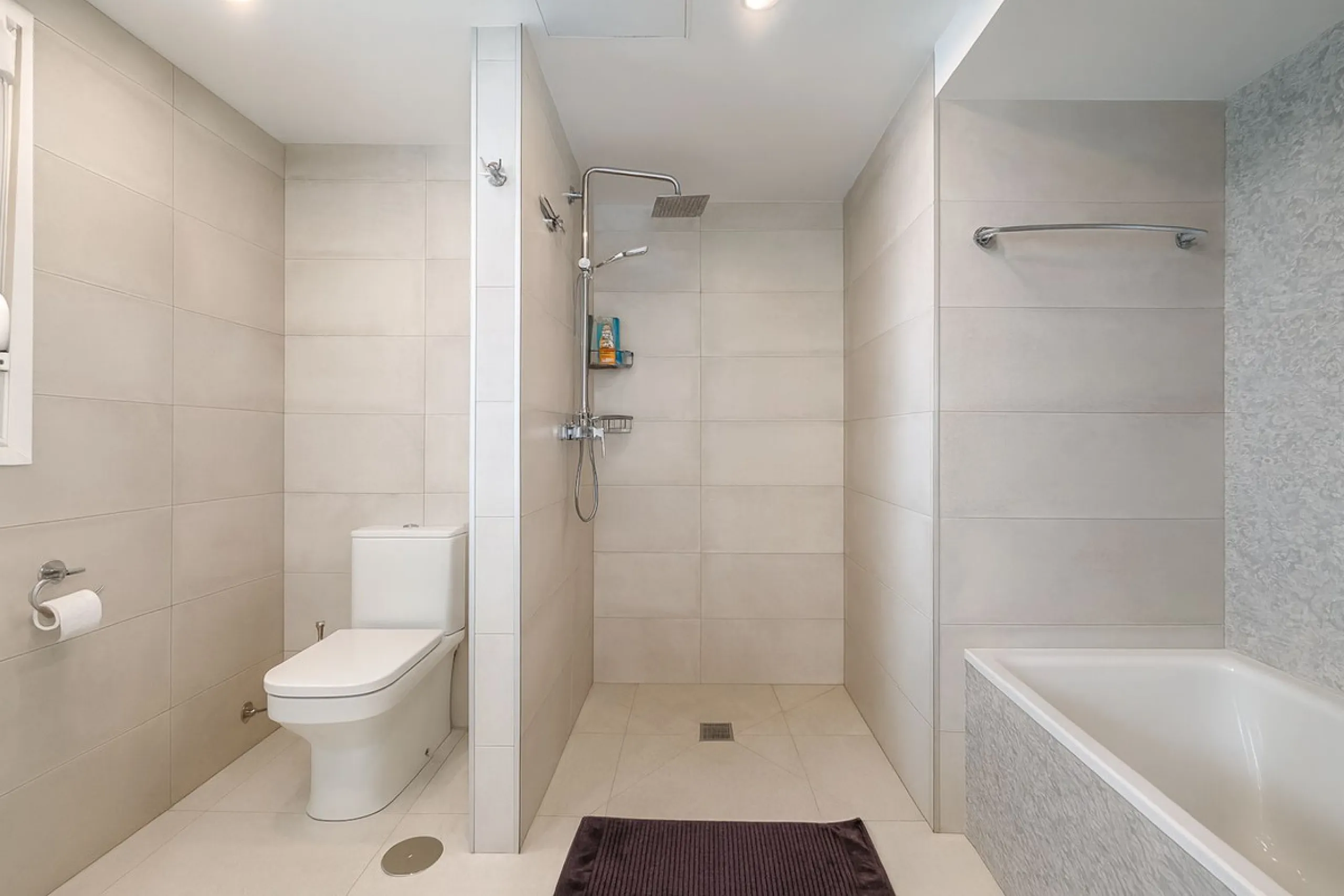 House - Detached Villa в продаже в Mijas, Málaga. В доме 3 спален и 3 ванных комнат. Площадь дома 182 м². Площадь участка 222 м²