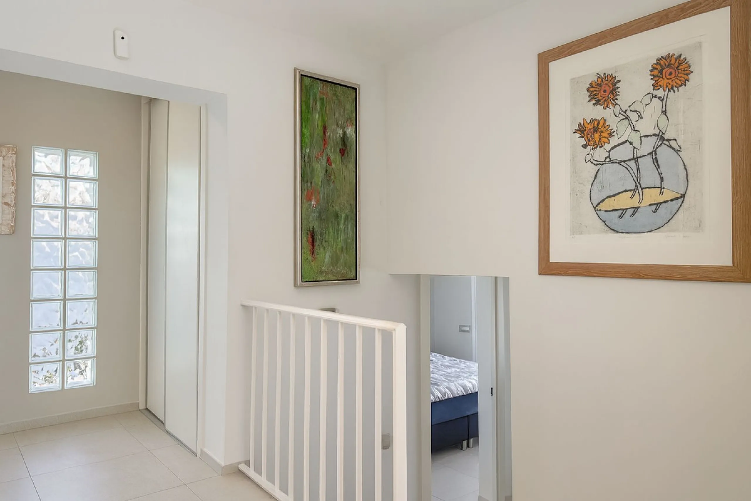 House - Detached Villa в продаже в Mijas, Málaga. В доме 3 спален и 3 ванных комнат. Площадь дома 182 м². Площадь участка 222 м²