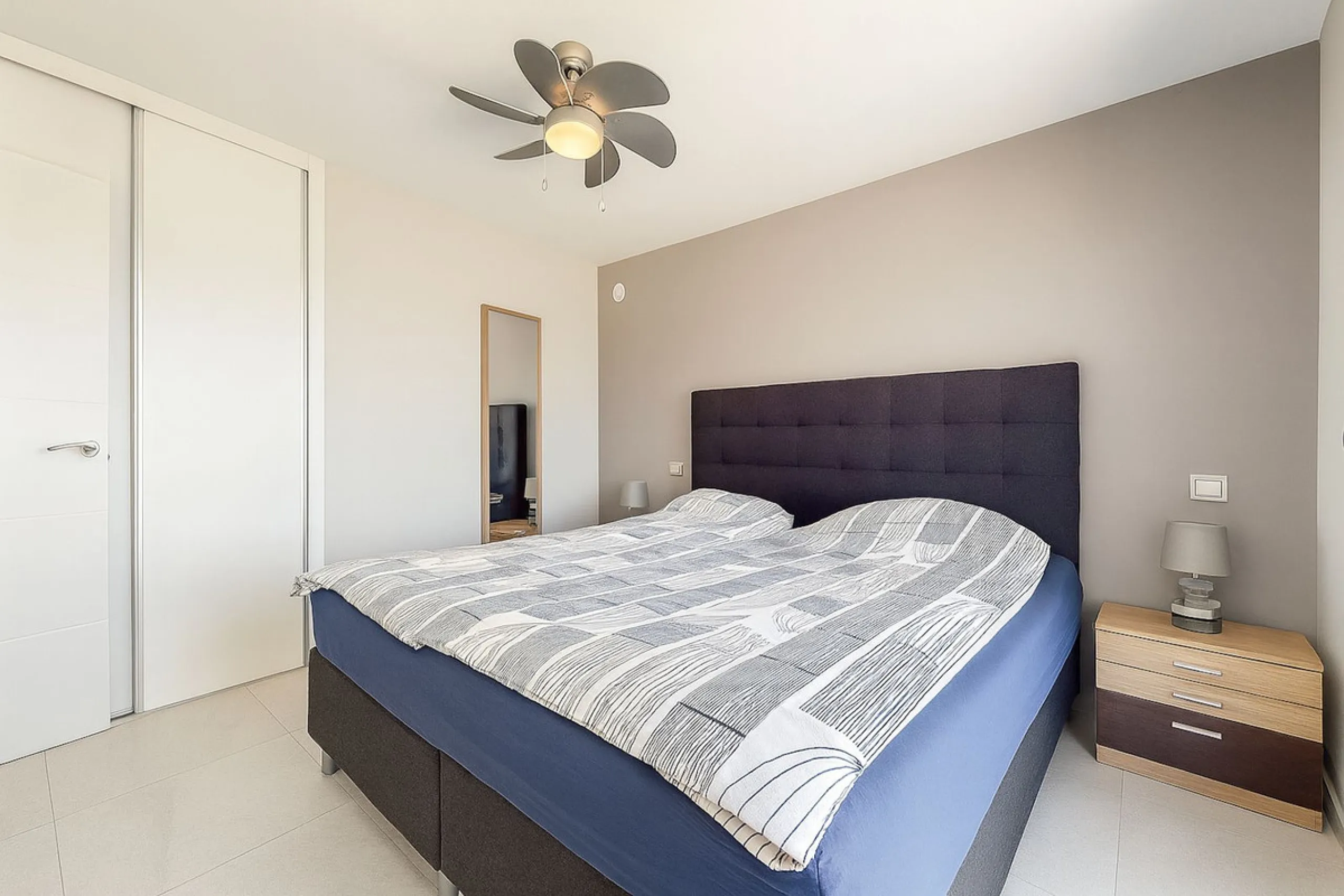 House - Detached Villa в продаже в Mijas, Málaga. В доме 3 спален и 3 ванных комнат. Площадь дома 182 м². Площадь участка 222 м²