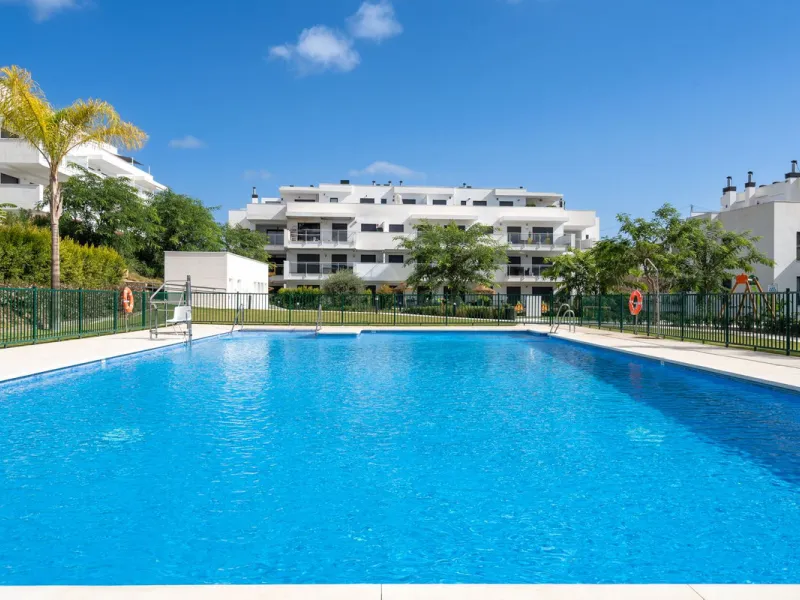 Fantastic 3-Bedroom, 2-Bathroom Apartment