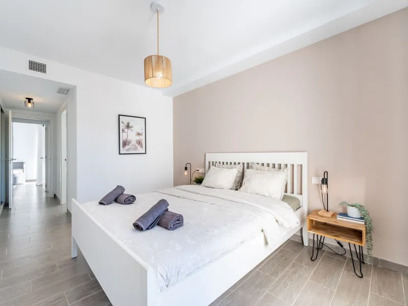 Fantastic 3-Bedroom, 2-Bathroom Apartment