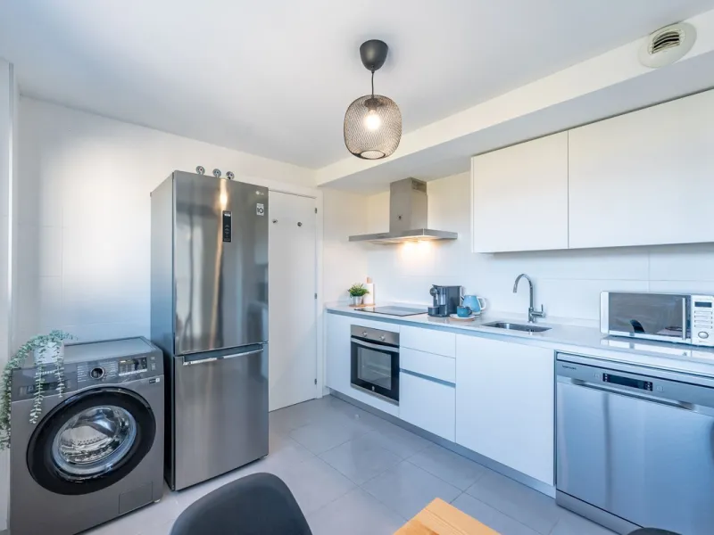 Fantastic 3-Bedroom, 2-Bathroom Apartment