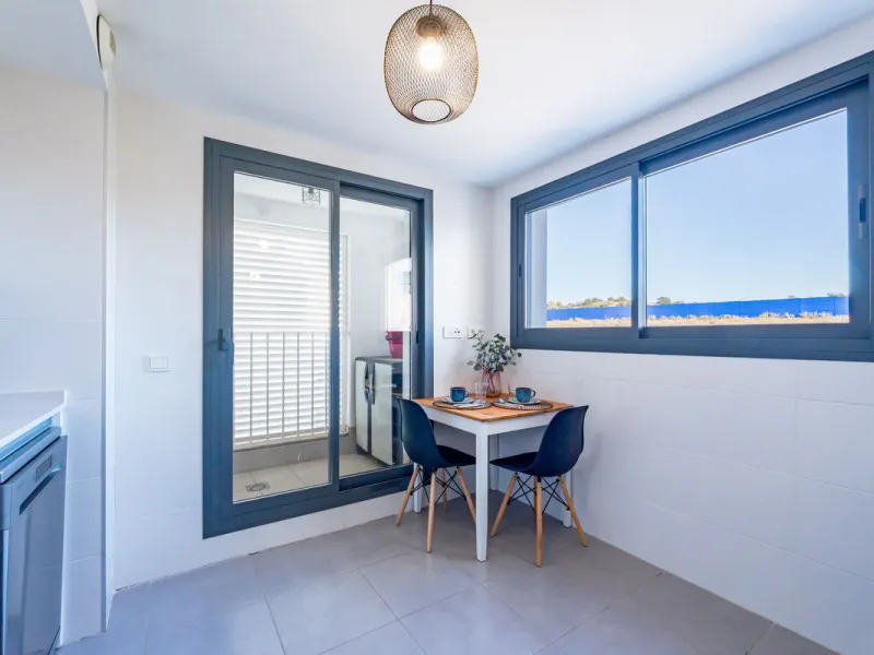 Fantastic 3-Bedroom, 2-Bathroom Apartment