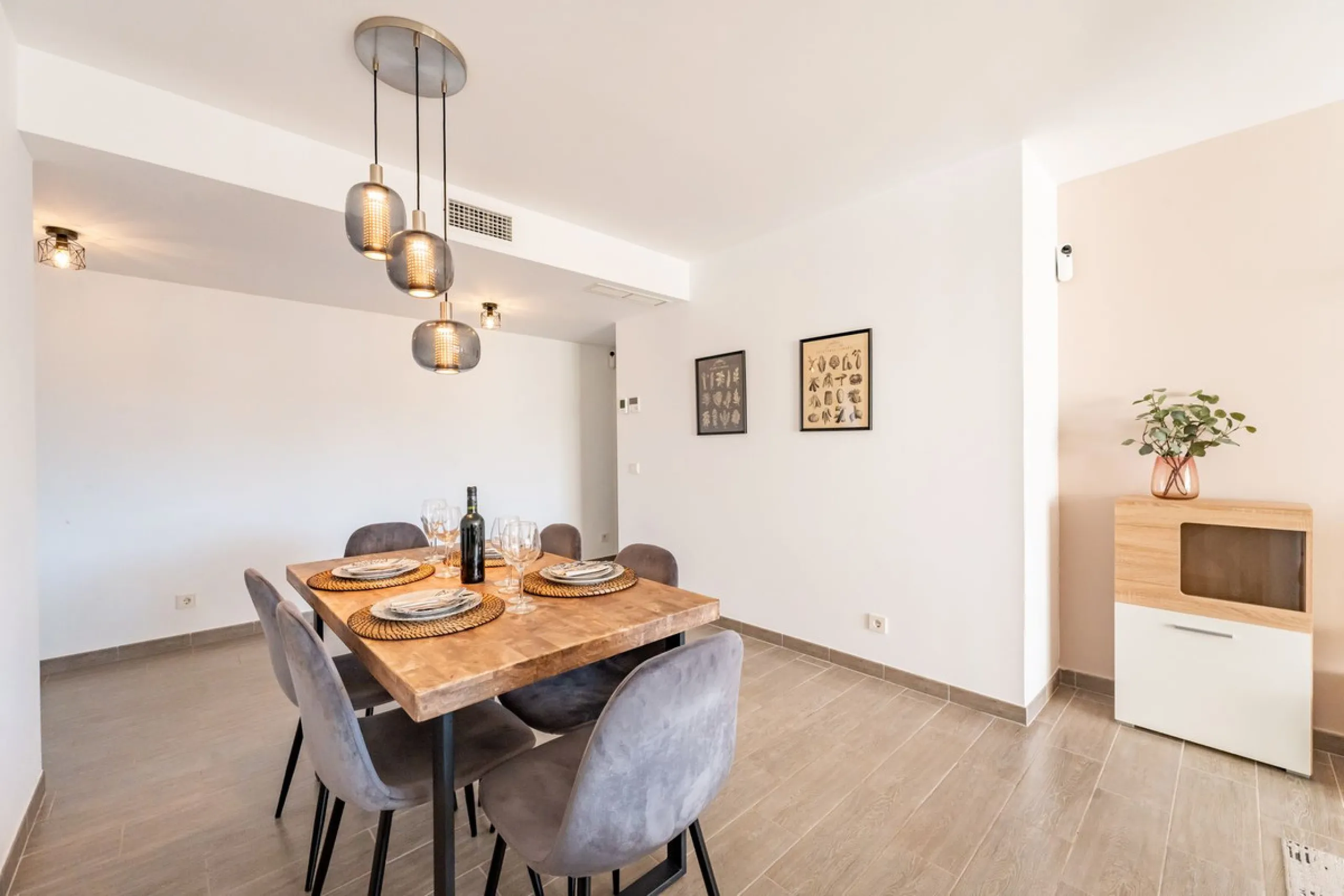 Fantastic 3-Bedroom, 2-Bathroom Apartment