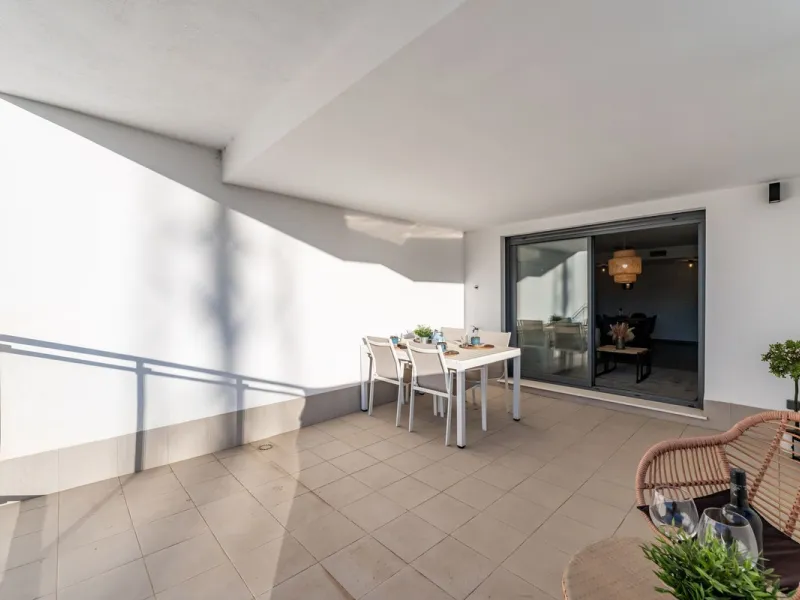 Fantastic 3-Bedroom, 2-Bathroom Apartment