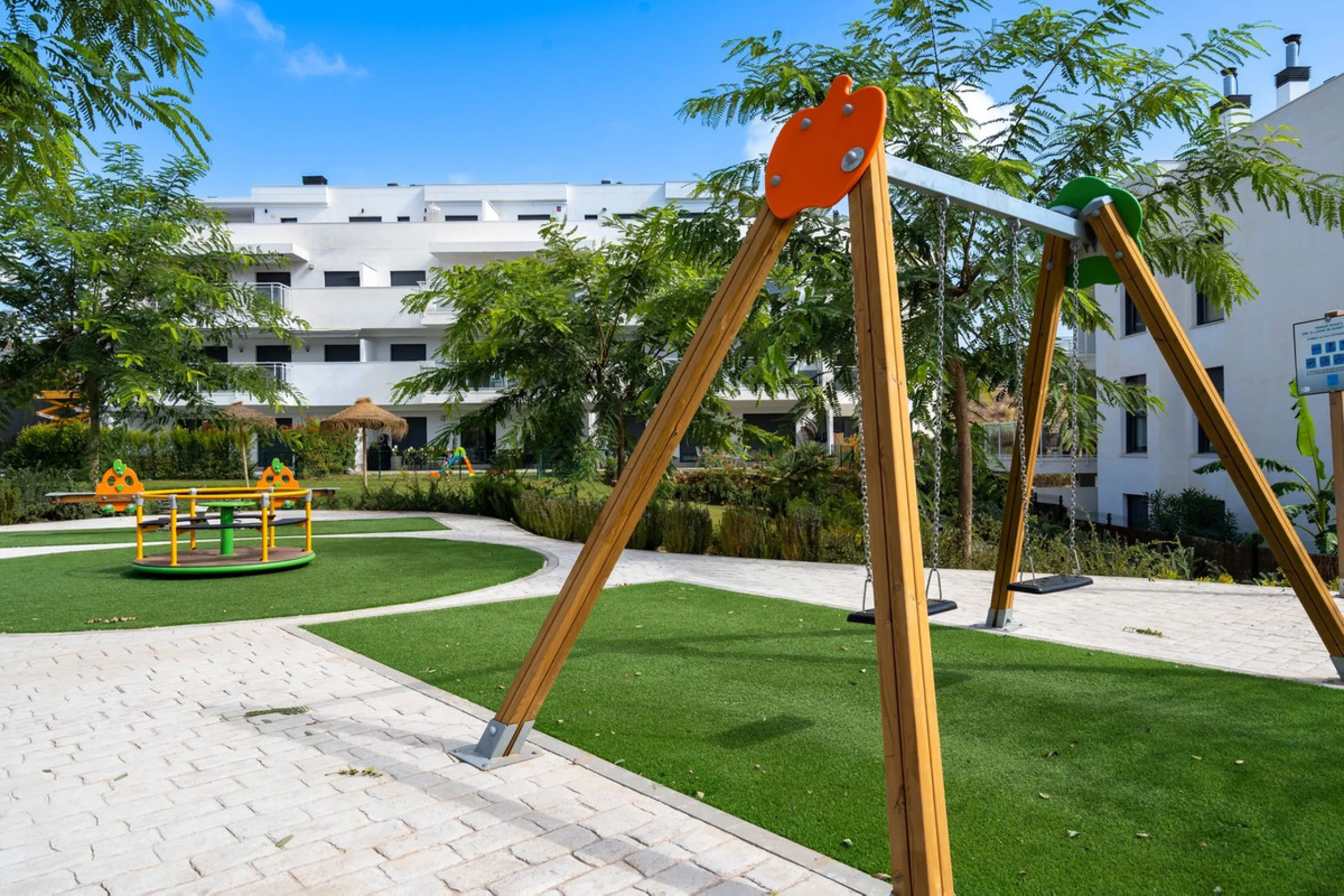 Fantastic 3-Bedroom, 2-Bathroom Apartment