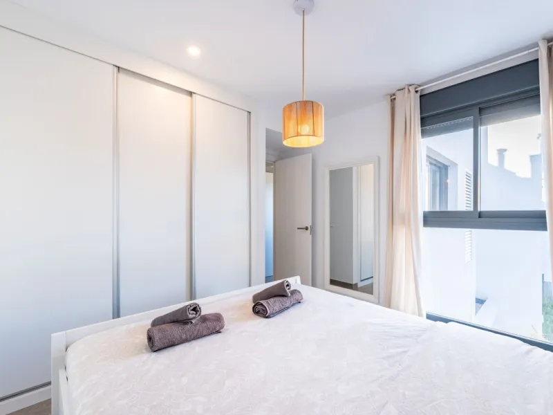 Fantastic 3-Bedroom, 2-Bathroom Apartment