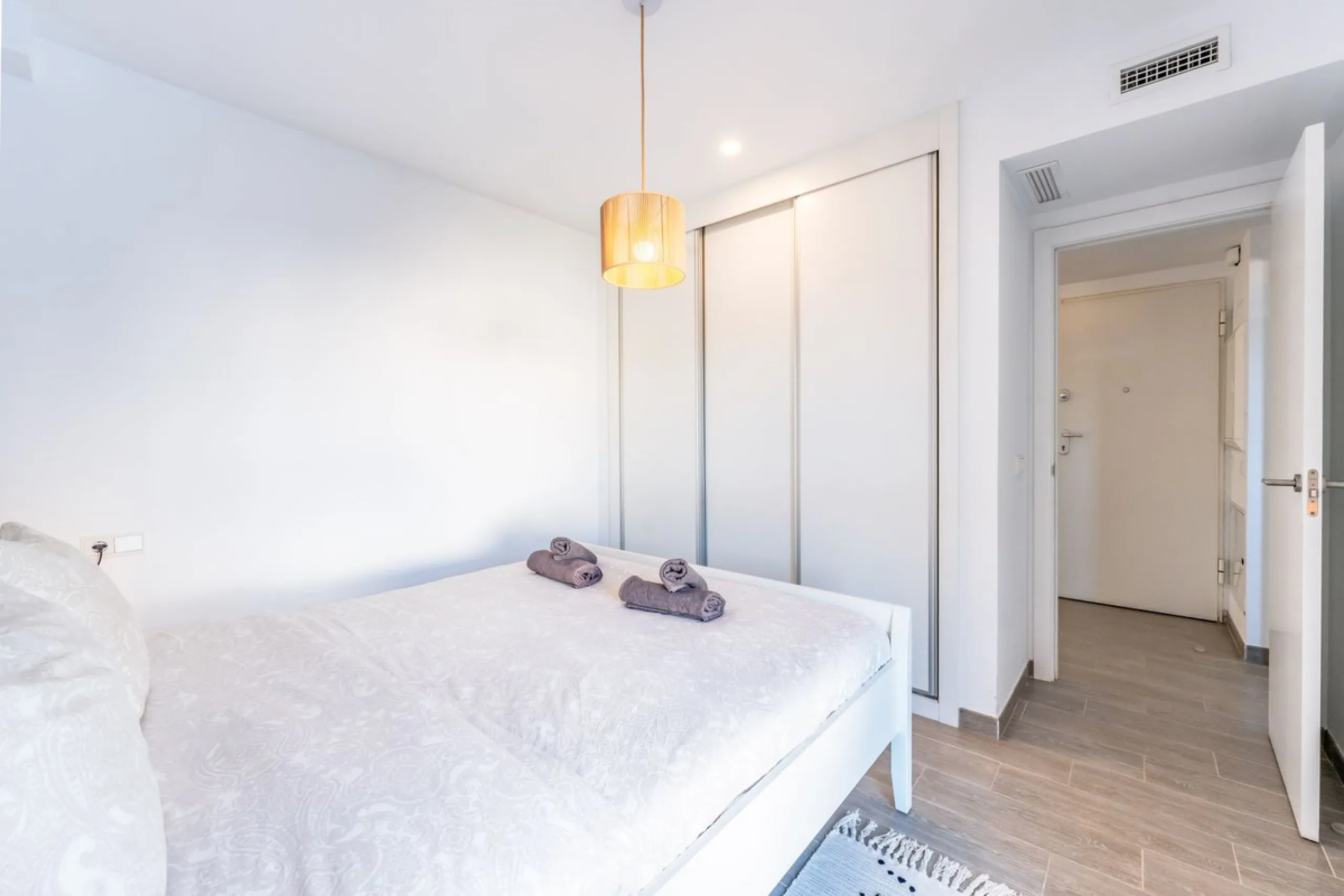 Fantastic 3-Bedroom, 2-Bathroom Apartment
