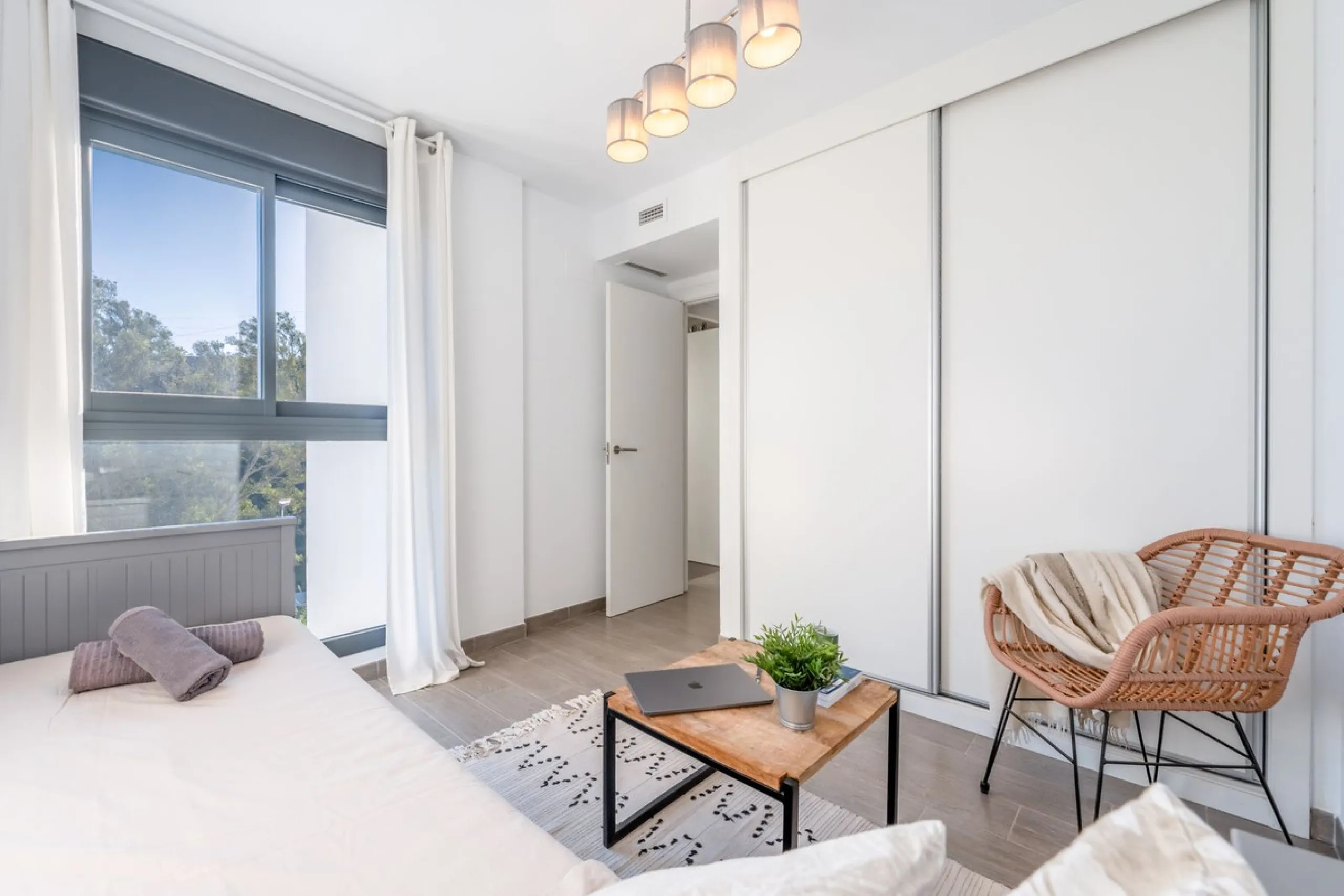 Fantastic 3-Bedroom, 2-Bathroom Apartment