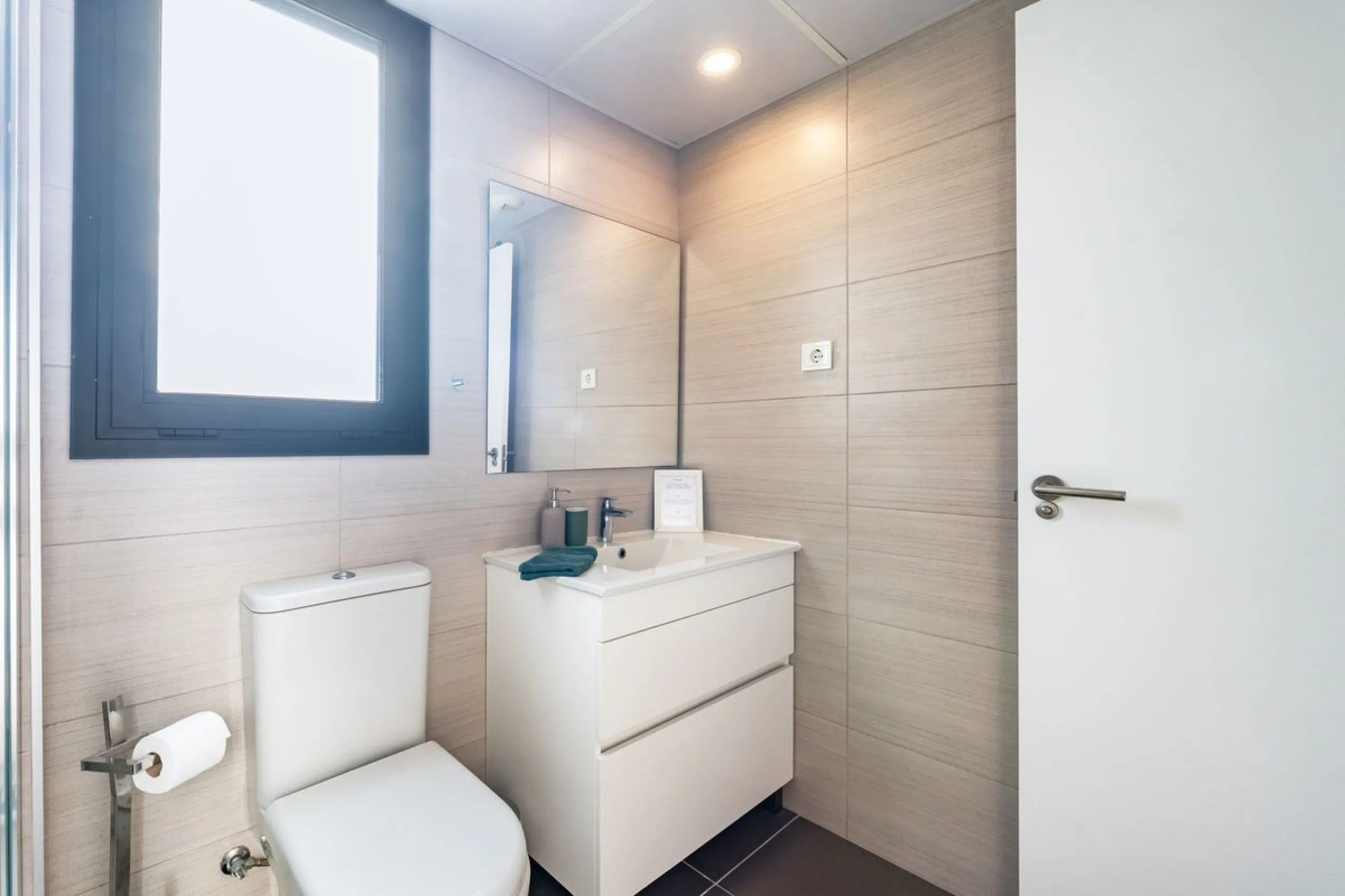 Fantastic 3-Bedroom, 2-Bathroom Apartment