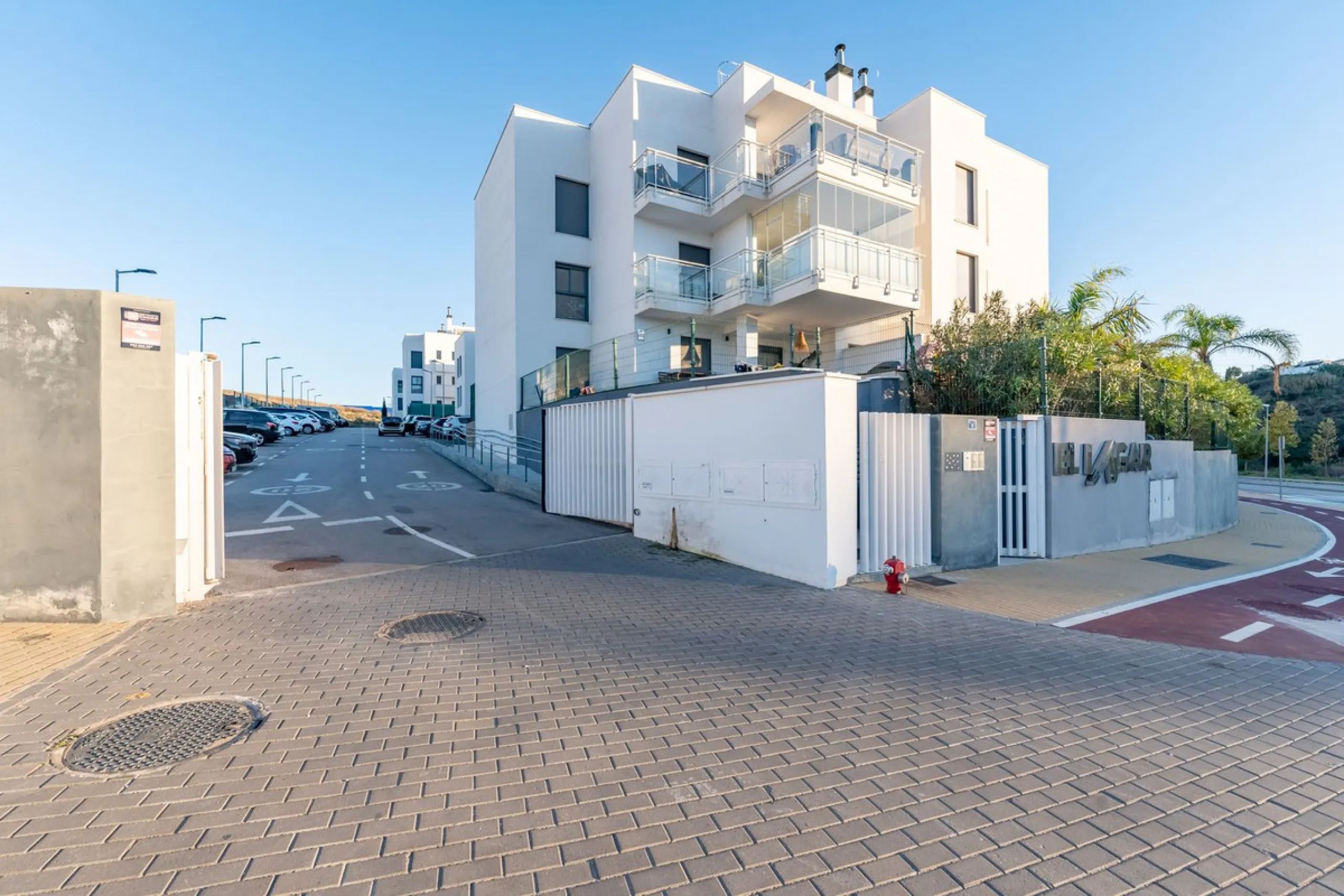 Fantastic 3-Bedroom, 2-Bathroom Apartment