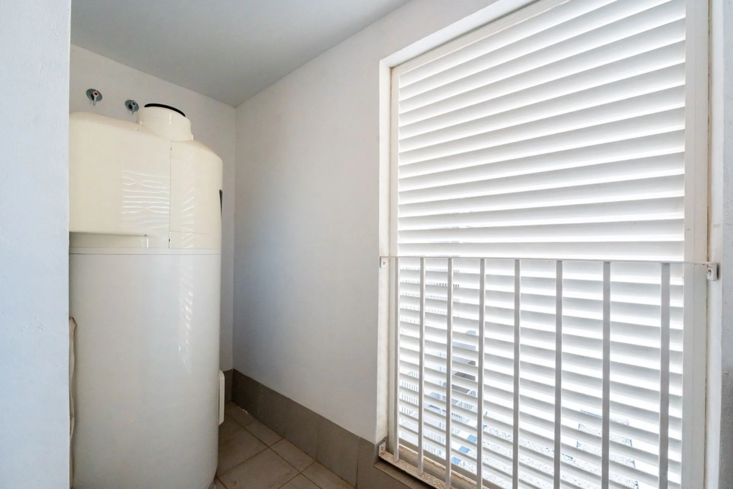 Fantastic 3-Bedroom, 2-Bathroom Apartment