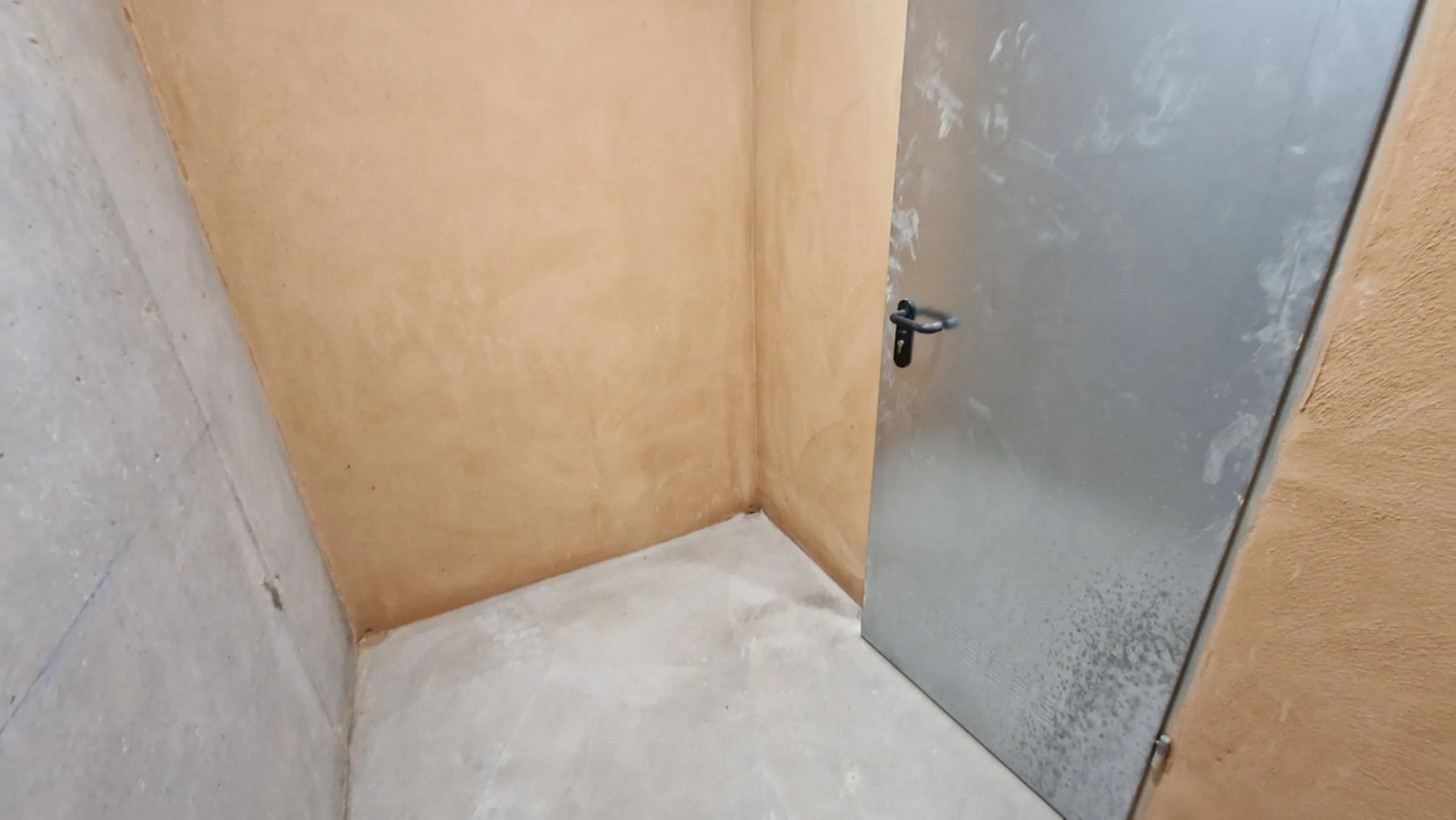 Fantastic brand new 3-bedroom apartment on the ground floor of the newly built complex in Residencial Senda, in the town centre of Estepona. It is a modern gated complex with only 34 apartments, in a privileged area next to the new Auditorium, with everyt