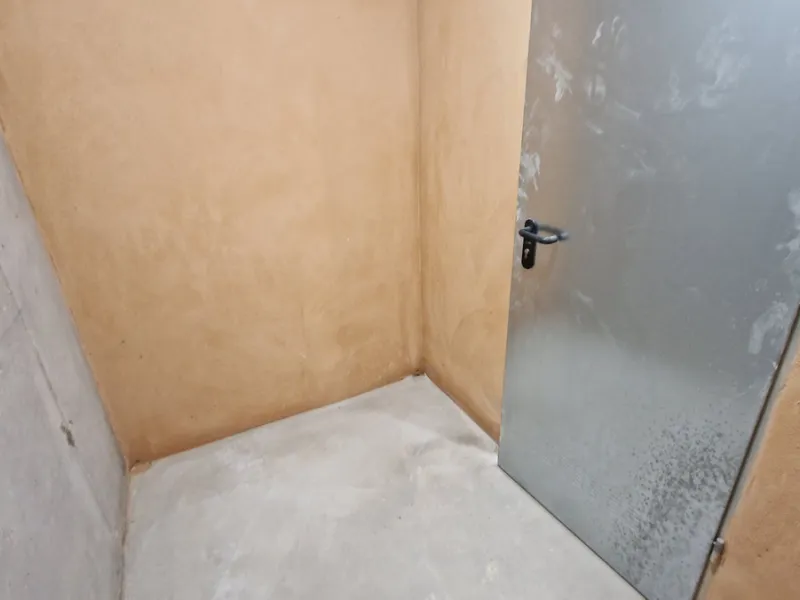 Fantastic brand new 3-bedroom apartment on the ground floor of the newly built complex in Residencial Senda, in the town centre of Estepona. It is a modern gated complex with only 34 apartments, in a privileged area next to the new Auditorium, with everyt