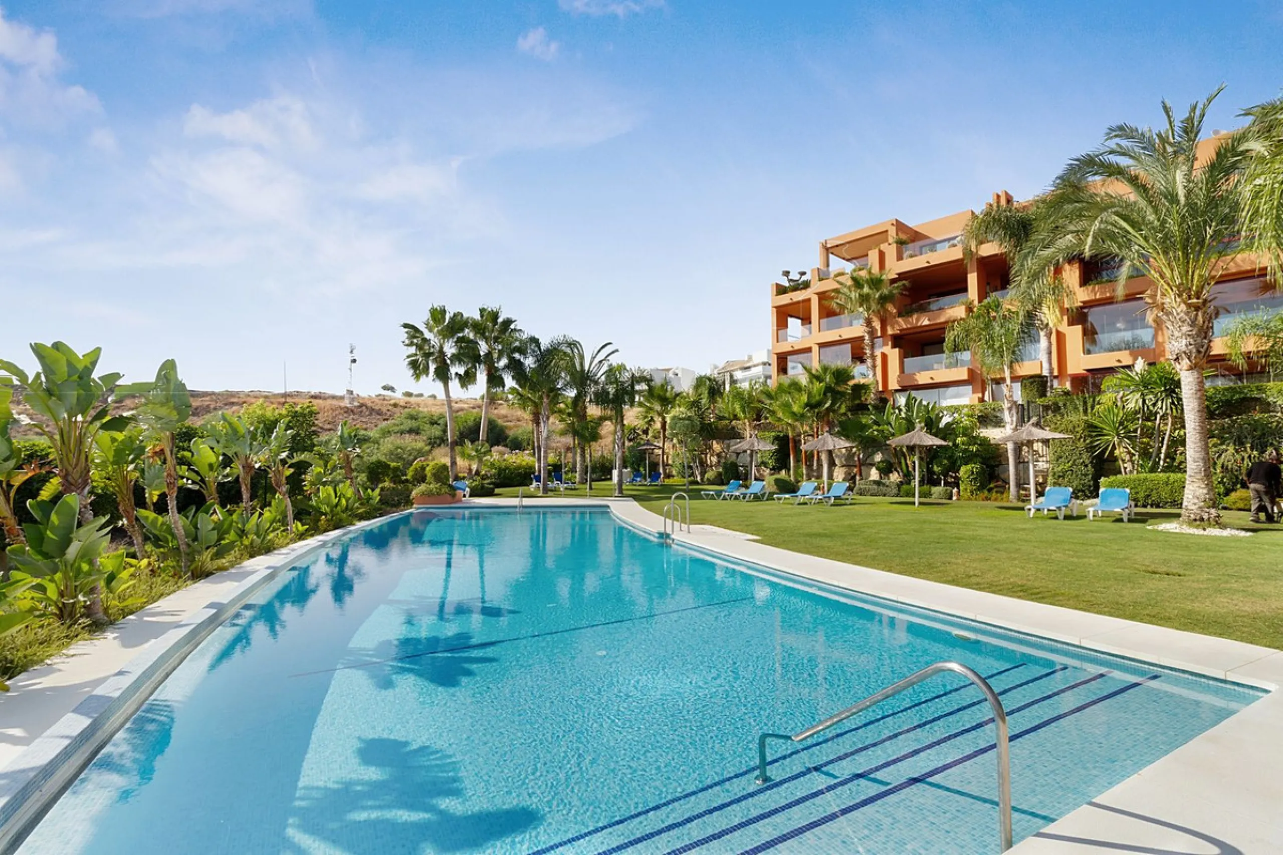 Beautiful Ground-Floor Apartment in Los Flamingos II – Benahavís
