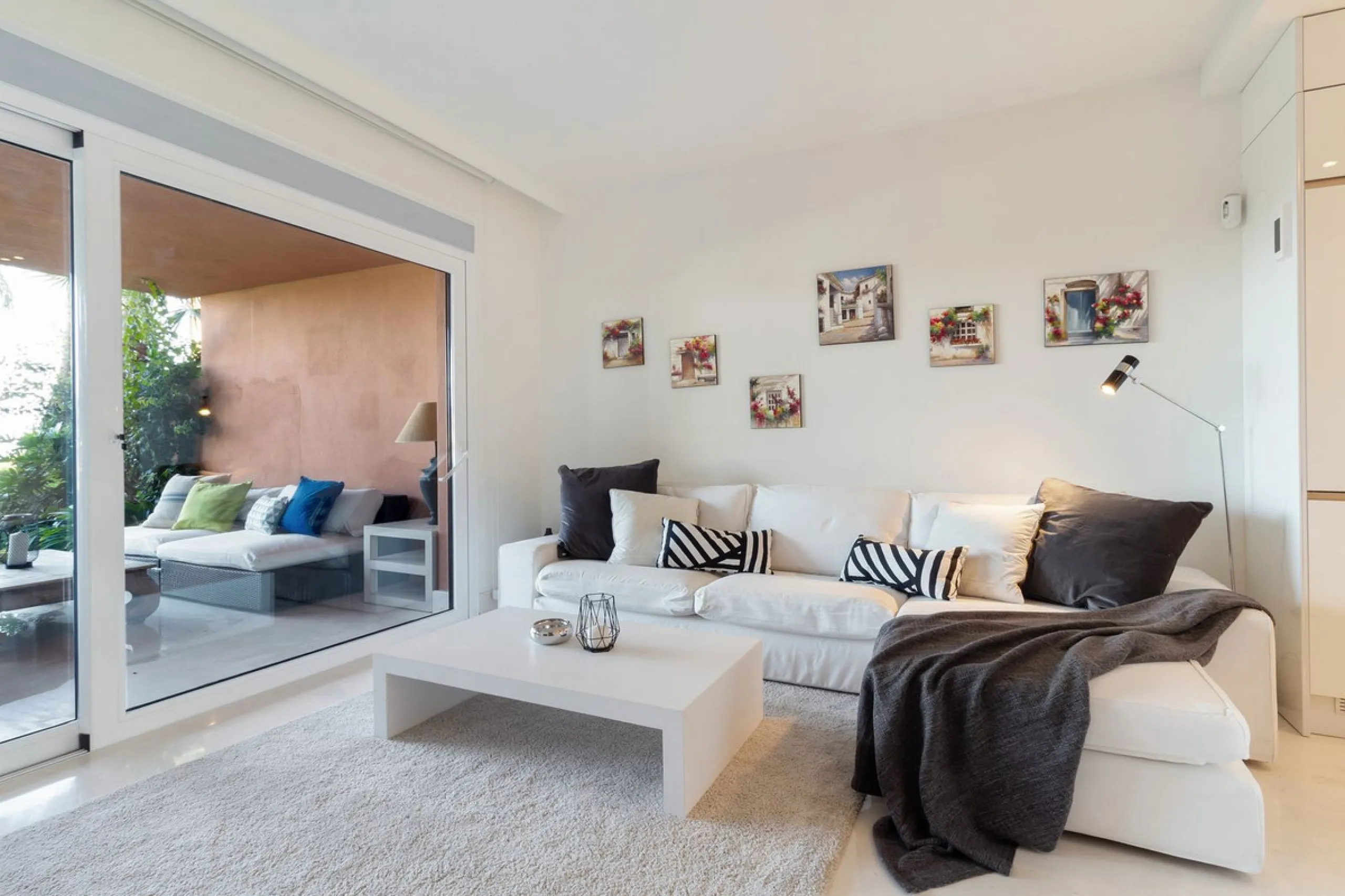 Beautiful Ground-Floor Apartment in Los Flamingos II – Benahavís