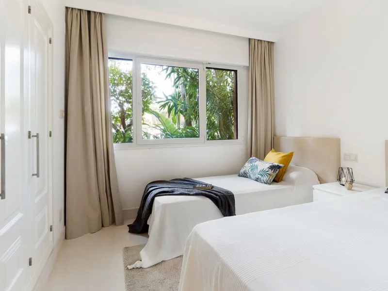 Beautiful Ground-Floor Apartment in Los Flamingos II – Benahavís