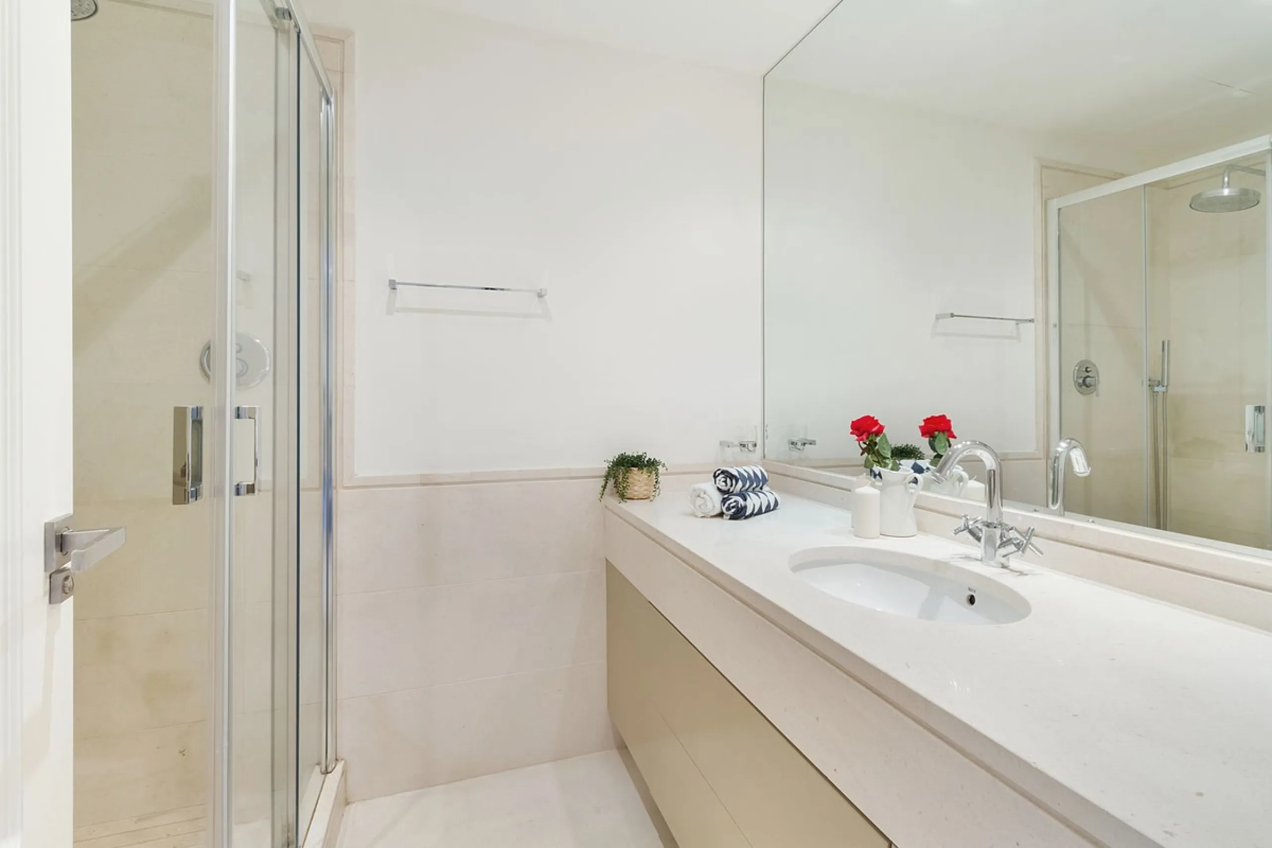 Beautiful Ground-Floor Apartment in Los Flamingos II – Benahavís