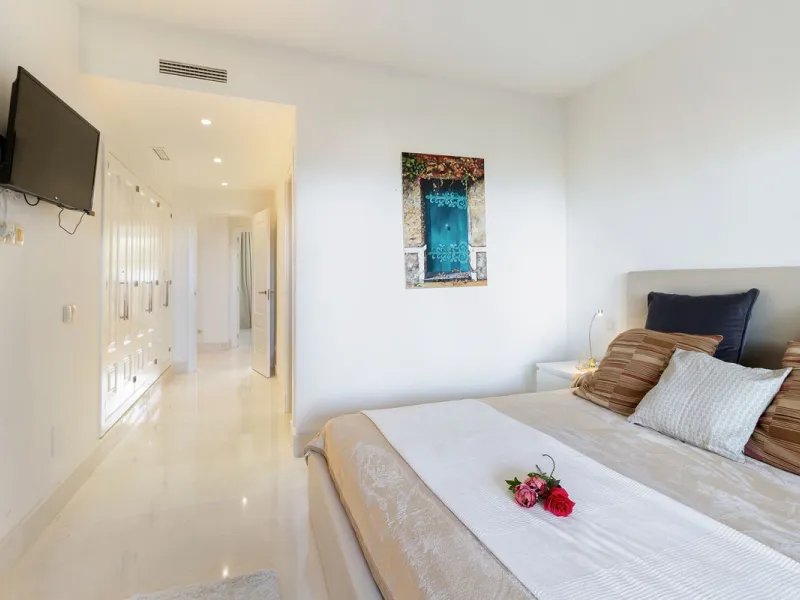 Beautiful Ground-Floor Apartment in Los Flamingos II – Benahavís