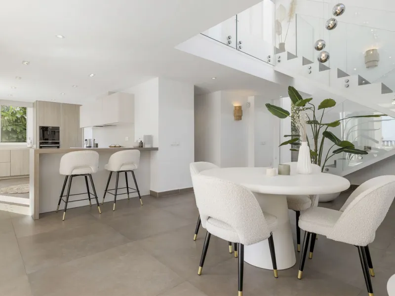 House - Detached Villa в продаже в Mijas, Málaga. В доме 3 спален и 3 ванных комнат. Площадь дома 163 м²