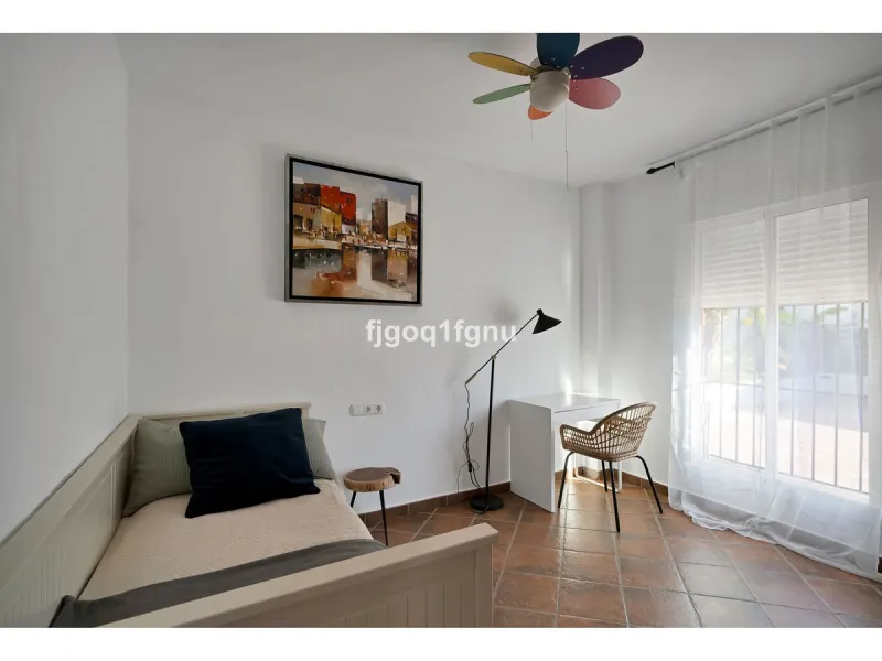 House in Sierra Chica, Coín – Views of the Guadalhorce Valley