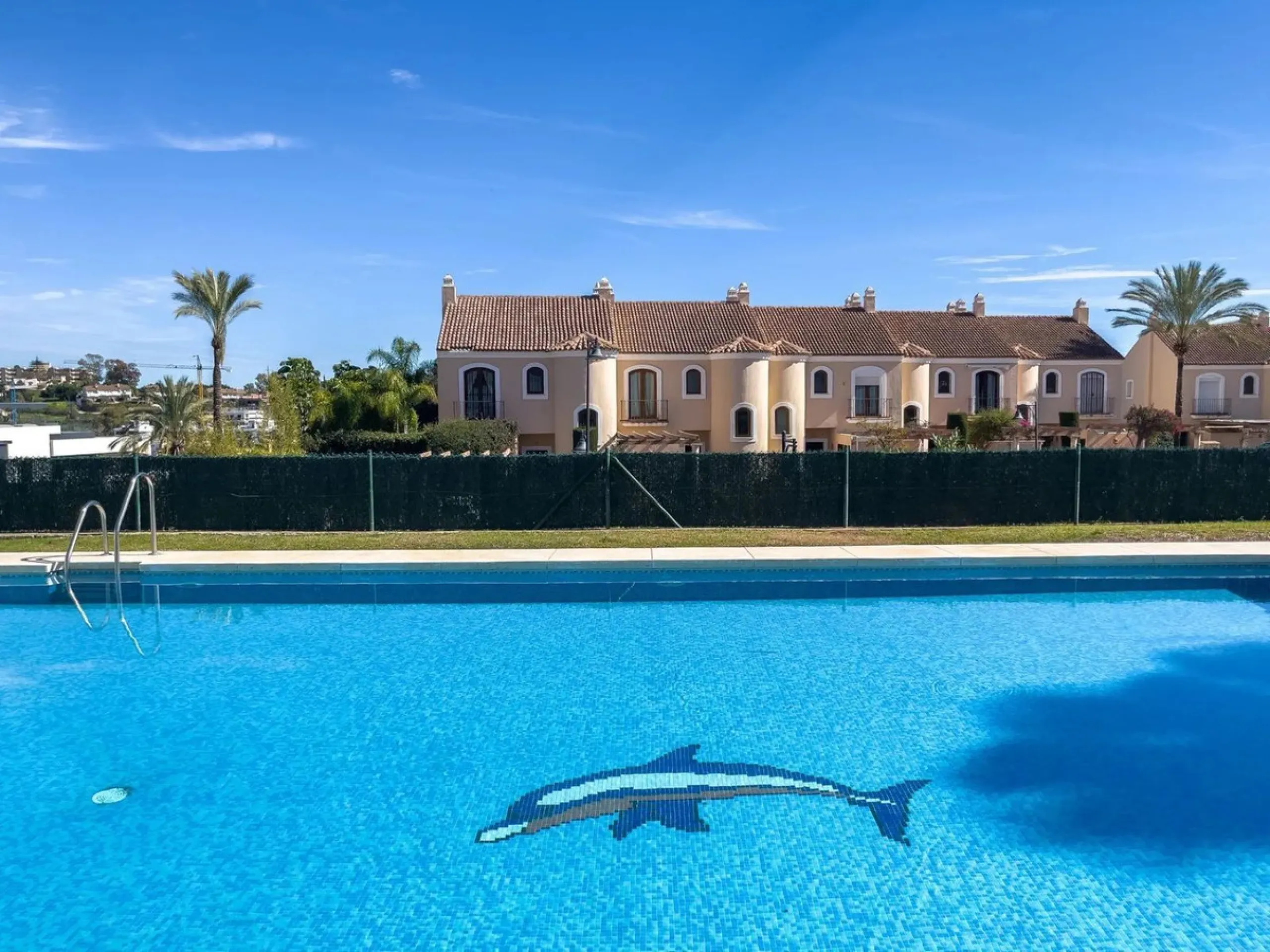 Welcome to your modern oasis in the heart of El Paraiso, Estepona! This stunning townhouse has been meticulously reformed to the highest standard, offering luxurious living in a popular and sought-after area.
