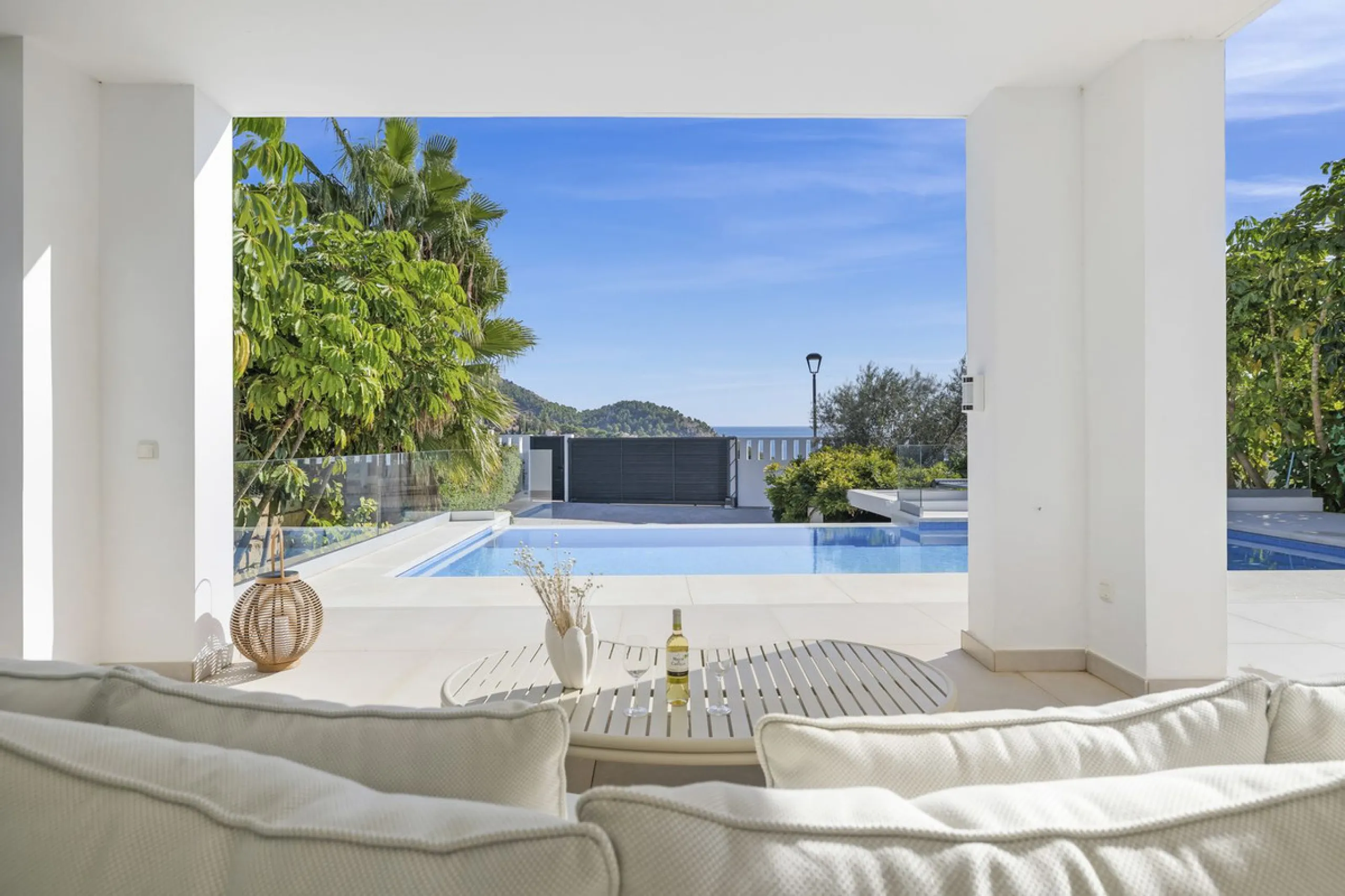 House - Detached Villa в продаже в Mijas, Málaga. В доме 3 спален и 3 ванных комнат. Площадь дома 163 м²