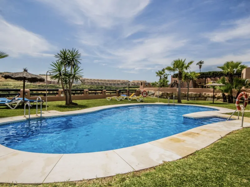 Ground Floor Apartment with Direct Garden Access | La Duquesa